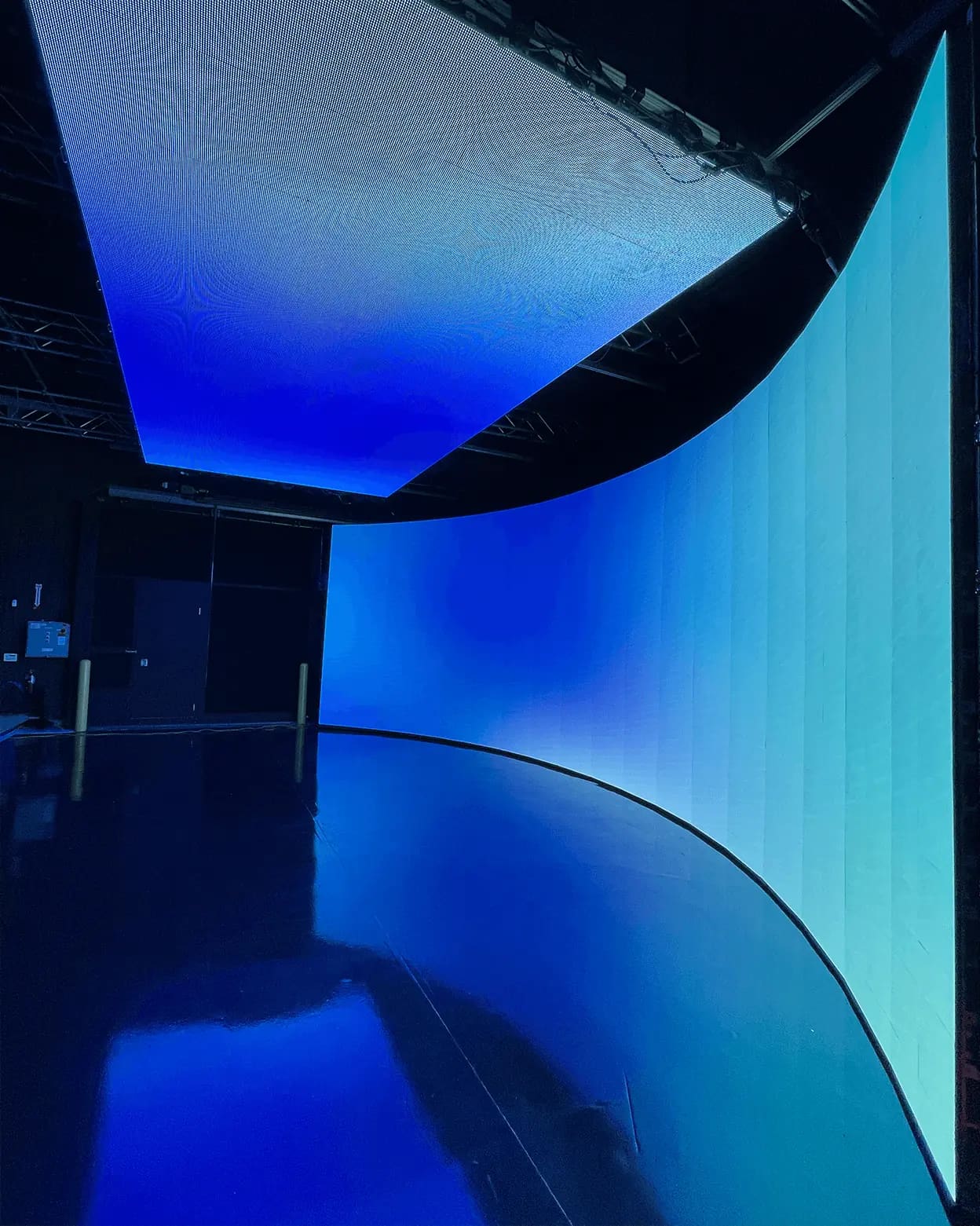 Blue gradient on LED wall